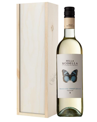 Bella Modella Pinot Grigio Wine Gift in Wooden Box