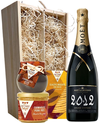 Moet & Chandon Vintage Champagne Hamper