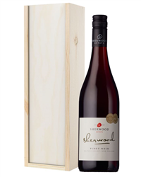 New Zealand Pinot Noir Red Wine Gift in Wooden Box