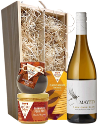 New Zealand Sauvignon Blanc Wine & Gourmet Food Gift Box