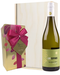 Sauvignon Blanc Wine and Chocolates Gift Set