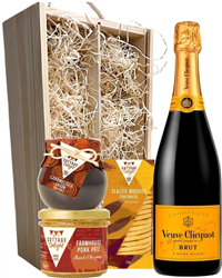 Veuve Clicquot Champagne & Gourmet Food Gift Box