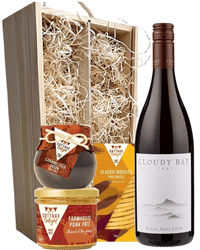 Pinot Noir Wine Hamper