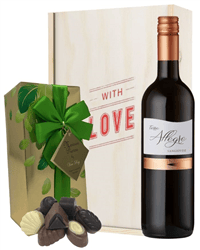 Italian Sangiovese Valentines Wine and Chocolate Gift Box