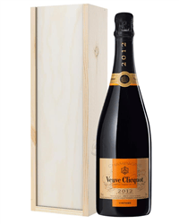 Veuve Clicquot Vintage Champagne Gift in Wooden Box