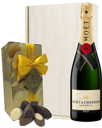 Moet & Chandon Champagne and Chocolate Gift Set
