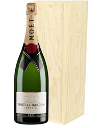 Moet & Chandon Champagne Magnum 150cl in Wooden Gift Box