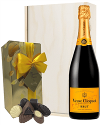 Veuve Clicquot Champagne and Chocolate Gift Set
