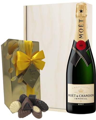Moet & Chandon Champagne and Chocolate Gift Set
