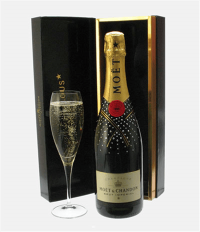 Moet Be Fabulous Gift