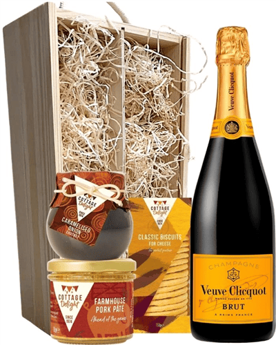 Veuve Clicquot Champagne Hamper