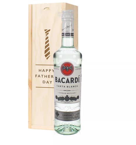 Bacardi Superior Rum 限定版ギフトボックス入り 700ml Bacardi Superior Rum 限定版ギフトボックス入り 700ml