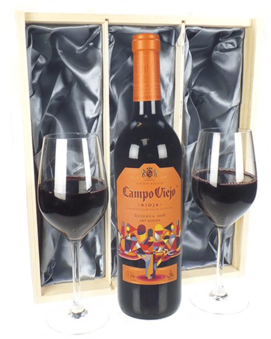 Campo Viejo Reserva Wine and Glasses