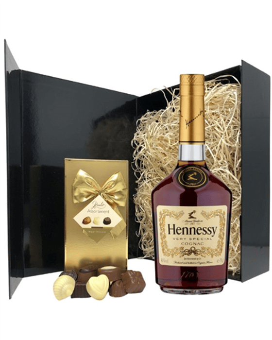 Hennessy VS Cognac and Chocolates Gift Set