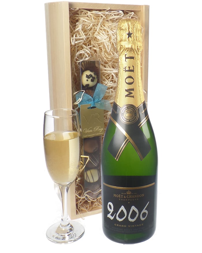 Moet Vintage Champagne and Chocolates Gift Set Next Day Delivery UK