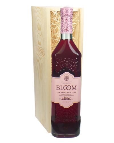 Bloom Strawberry Cup Gin Gift