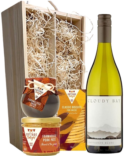 Cloudy Bay Sauvignon Blanc Wine Hamper