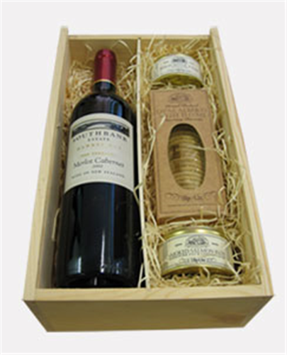 Hawkes Bay Merlot Wine Hamper
