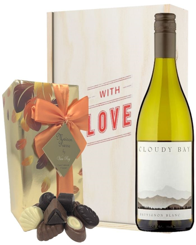 New Zealand Cloudy Bay Sauvignon Blanc Valentines Wine and Chocolate Gift Box