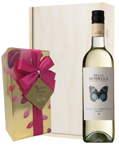 Pinot Grigio Wine and Chocolates Gift Set in Wooden Box